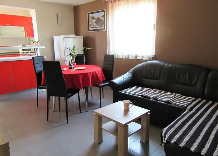 Apartments With Parking Space Orebic - Peljesac - 4536 *