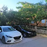 Apartment Apartments With Parking Space Orebic - Peljesac - 4536 *