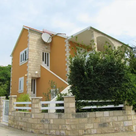 Apartment Apartments With A Parking Space Orebic, Peljesac - 4536