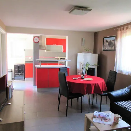 Apartments With Parking Space Orebic, Peljesac - 4536 *